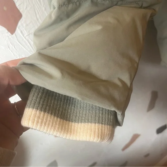 NWT Faherty Chalet Puffer Coat in Sage Green- Multiple Sizes Available - Picture 10 of 16